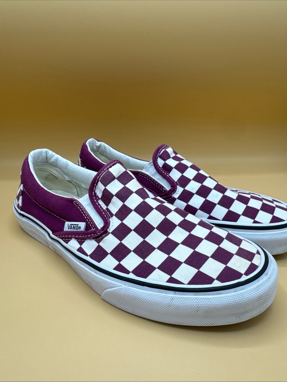 Vans Classic Slip-On Burgundy White Checkerboard Canvas Shoes Mens 7 womens 8.5
